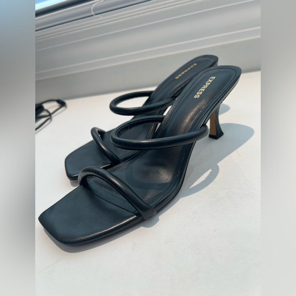 Express Heels